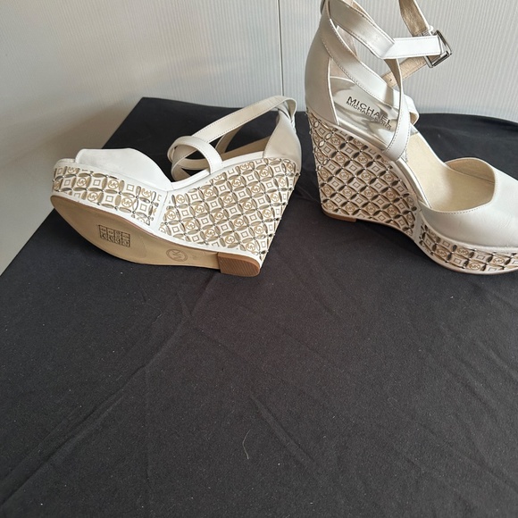 NIB Michael Michael kors white leather  Gabriella wedge sandal 8 😍😍😍 - Picture 11 of 12